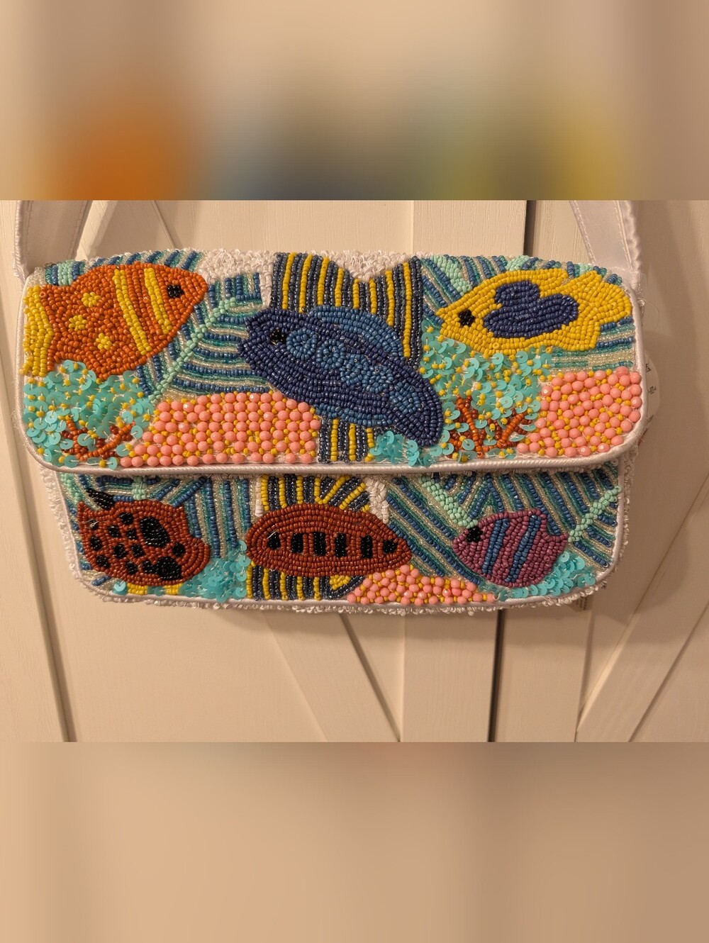 Viral Beaded Fish/Aquatic Bag